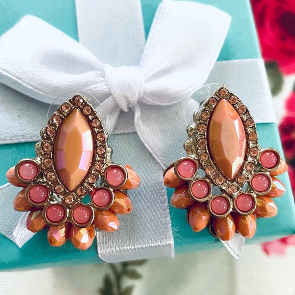 Vintage Jewelry - Earrings